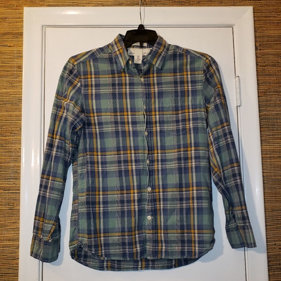 H&M Other - H&M Button Down Shirt